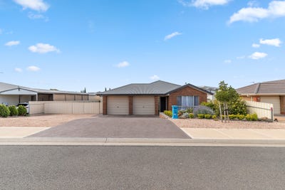 /international/au/10-gill-street-moonta-bay-sa-152358504/