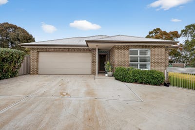 /international/au/24-baskerville-drive-mudgee-nsw-148649132/