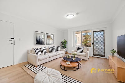 /international/au/7-58-station-road-auburn-nsw-152204560/