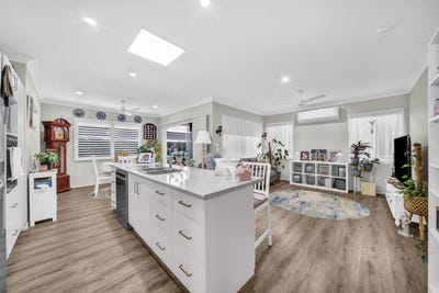 /international/au/158-2-koplick-road-over-50-s-lifestyle-community-chambers-flat-qld-148646624/