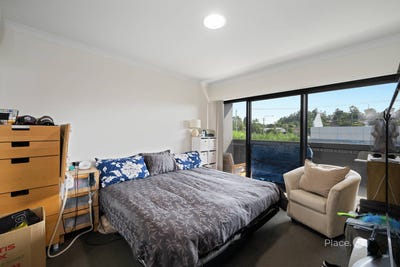 /international/au/5-6-whites-road-petrie-qld-151095848/