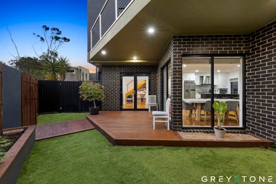 /international/au/5-5-6-chelsworth-place-caroline-springs-vic-150906916/
