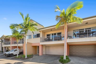 /international/au/22-19-carina-peak-drive-varsity-lakes-qld-151174380/