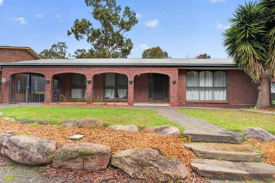 /international/au/2-birkdale-close-fairview-park-sa-151396616/
