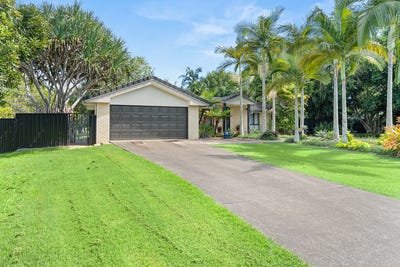 /international/au/21-meadow-drive-dundowran-beach-qld-150960032/