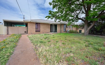 /international/au/10-hobbs-street-whyalla-norrie-sa-152654376/