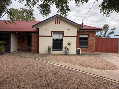 /international/au/6-robinson-street-port-pirie-sa-152505636/