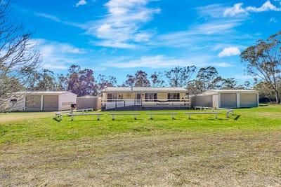 /international/au/5-maiala-lane-cooks-gap-nsw-700416668/