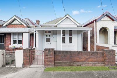 /international/au/37-roy-street-lithgow-nsw-151447232/