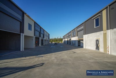 /international/au/99-wongawallan-drive-yarrabilba-qld-504646164/