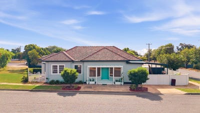 /international/au/35-eighth-division-memorial-drive-gunnedah-nsw-150914228/