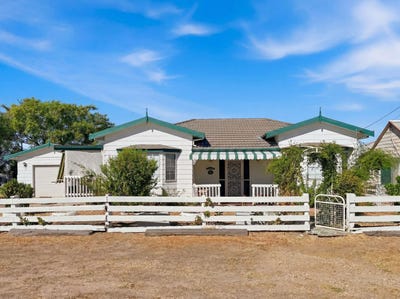 /international/au/6-maude-street-moree-nsw-151510496/