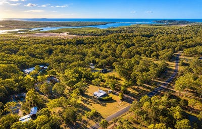 /international/au/286-innamincka-way-agnes-water-qld-152576800/
