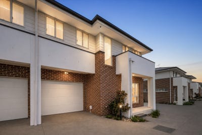 /international/au/4-54-canberra-street-oxley-park-nsw-151315872/