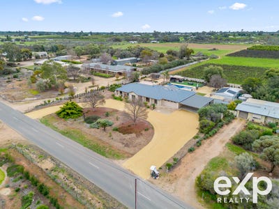 /international/au/189-vasey-road-waikerie-sa-151632624/