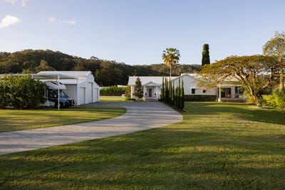 /international/au/5-maybree-close-tallebudgera-qld-152247744/