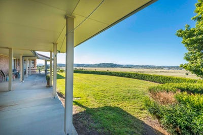 /international/au/122-three-chain-road-south-lismore-nsw-148424908/