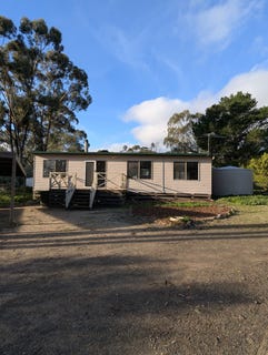 /international/au/46-golf-links-lane-heathcote-vic-151384164/