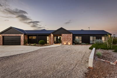 /international/au/379-patons-road-axe-creek-vic-150971332/