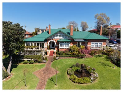 /international/au/57-stewart-street-devonport-tas-152592740/