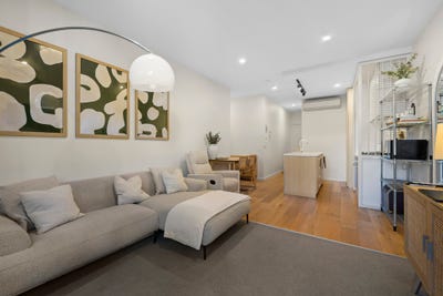 /international/au/106-10-buchanan-street-west-end-qld-151365872/