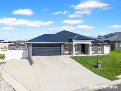 /international/au/66-mendel-drive-kelso-nsw-150703948/