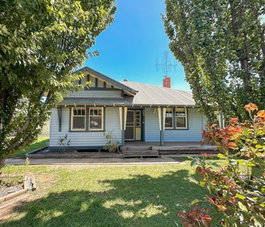 /international/au/4-murrabit-street-kerang-vic-152615636/