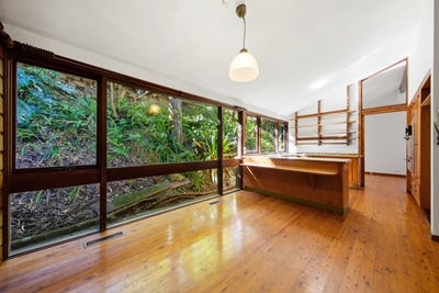 /international/au/57-campbell-drive-wahroonga-nsw-150914476/