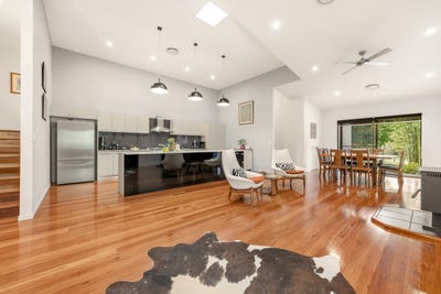 /international/au/28-elandra-terrace-pomona-qld-152323744/