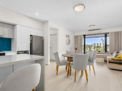 /international/au/155-2-signal-terrace-cockburn-central-wa-151176636/