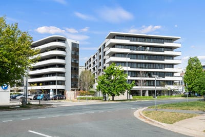 /international/au/83-44-macquarie-street-barton-act-152564040/