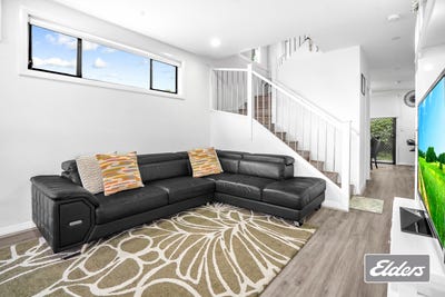 /international/au/17-grandeur-parade-riverstone-nsw-148119216/