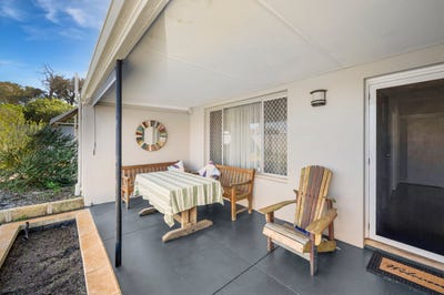 /international/au/49-dorothy-street-geraldton-wa-204272088/?lang=en