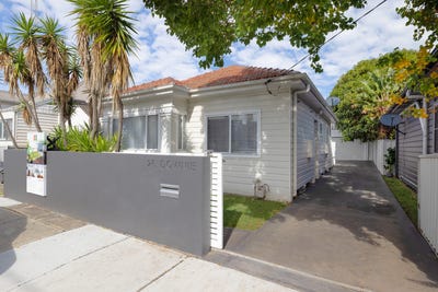 /international/au/26-downie-street-maryville-nsw-150960664/