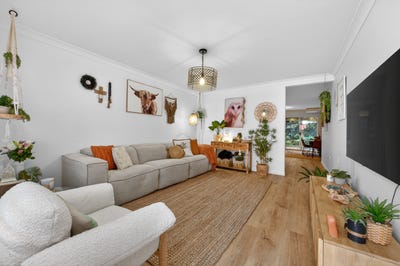 /international/au/16-257-259-brisbane-water-drive-west-gosford-nsw-151188020/