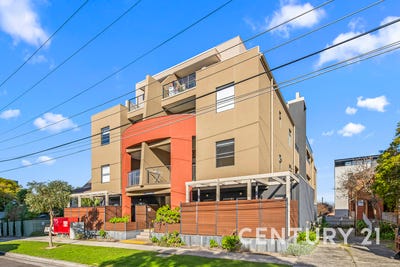 /international/au/8-3-close-avenue-dandenong-vic-148632500/?lang=en