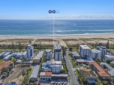 /international/au/3-3-johnston-st-bilinga-qld-150929236/