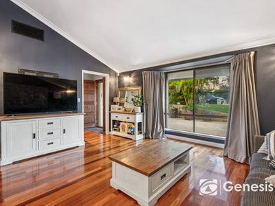 /international/au/15-stawell-way-padbury-wa-148556308/