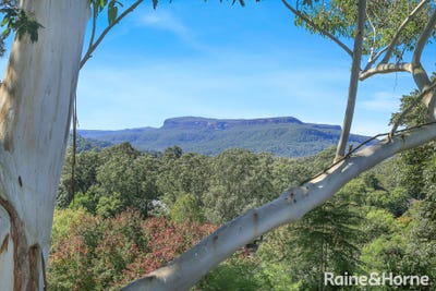 /international/au/102-moss-vale-road-kangaroo-valley-nsw-150997040/