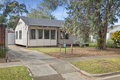 /international/au/7-tallowwood-street-frankston-north-vic-152543404/