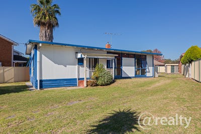 /international/au/28-alamein-street-noble-park-vic-148277380/