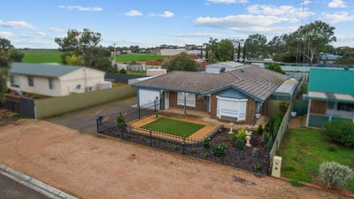 /international/au/37-moyle-street-kadina-sa-151498552/