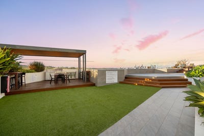 /international/au/202-125-station-road-indooroopilly-qld-151366168/