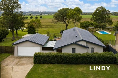 /international/au/90-lawson-avenue-singleton-nsw-151432576/