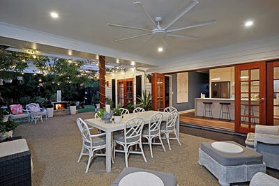 /international/au/12-headlands-esplanade-innes-park-qld-148526224/?lang=pt