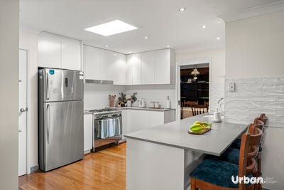 /international/au/34-garfield-street-mcgraths-hill-nsw-148447360/?lang=en