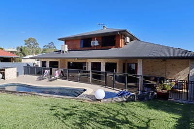 /international/au/10-michael-drive-biloela-qld-152458448/