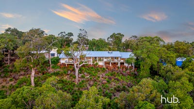 /international/au/11-sunset-crescent-kalamunda-wa-151368960/