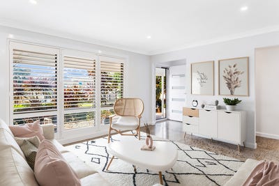 /international/au/21-minda-crescent-oak-flats-nsw-150779008/