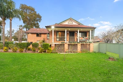 /international/au/3-quest-avenue-carramar-nsw-148398680/